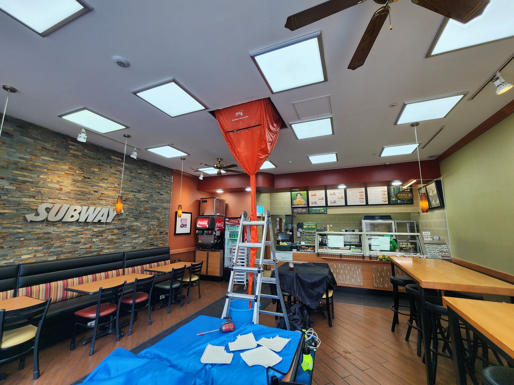 에어컨 청소 작업