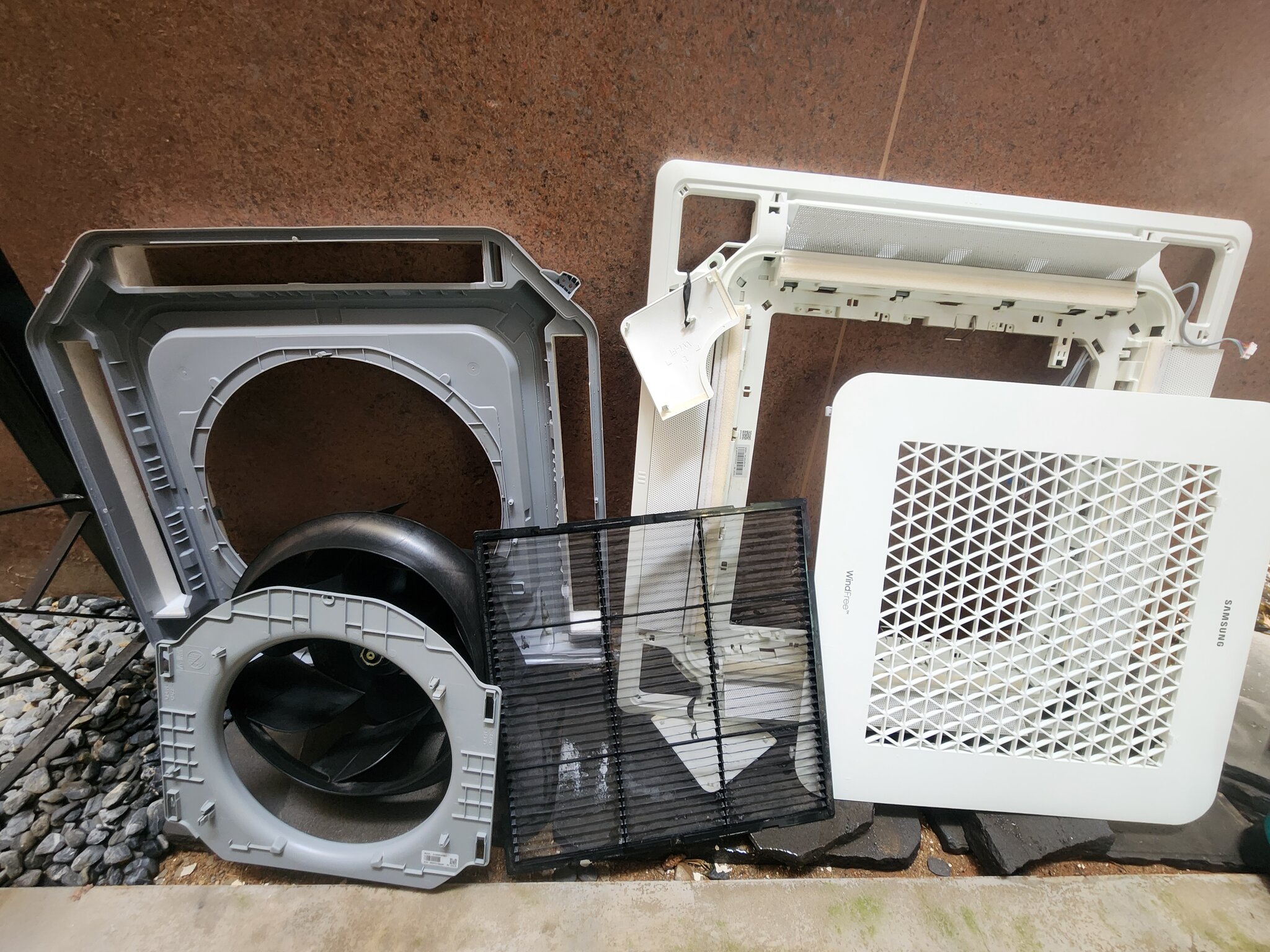 에어컨 청소 작업