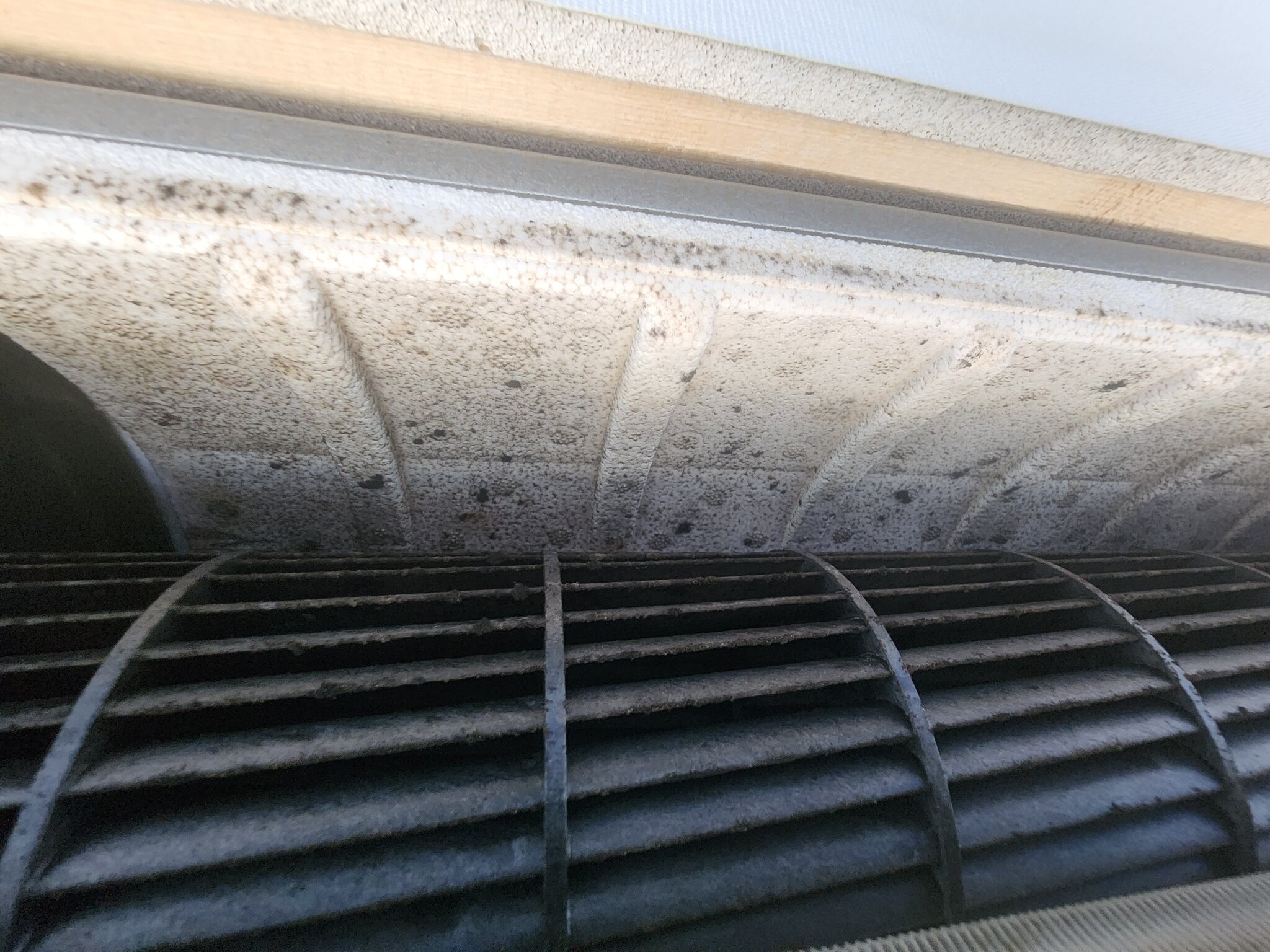 에어컨 청소 작업