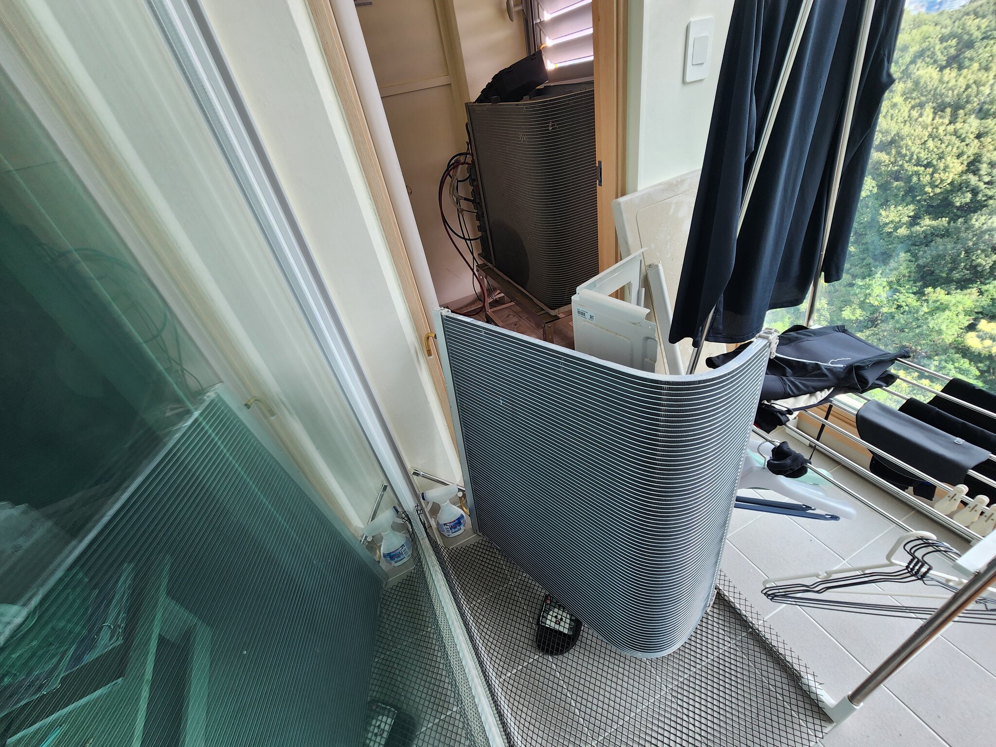 에어컨 수리 작업